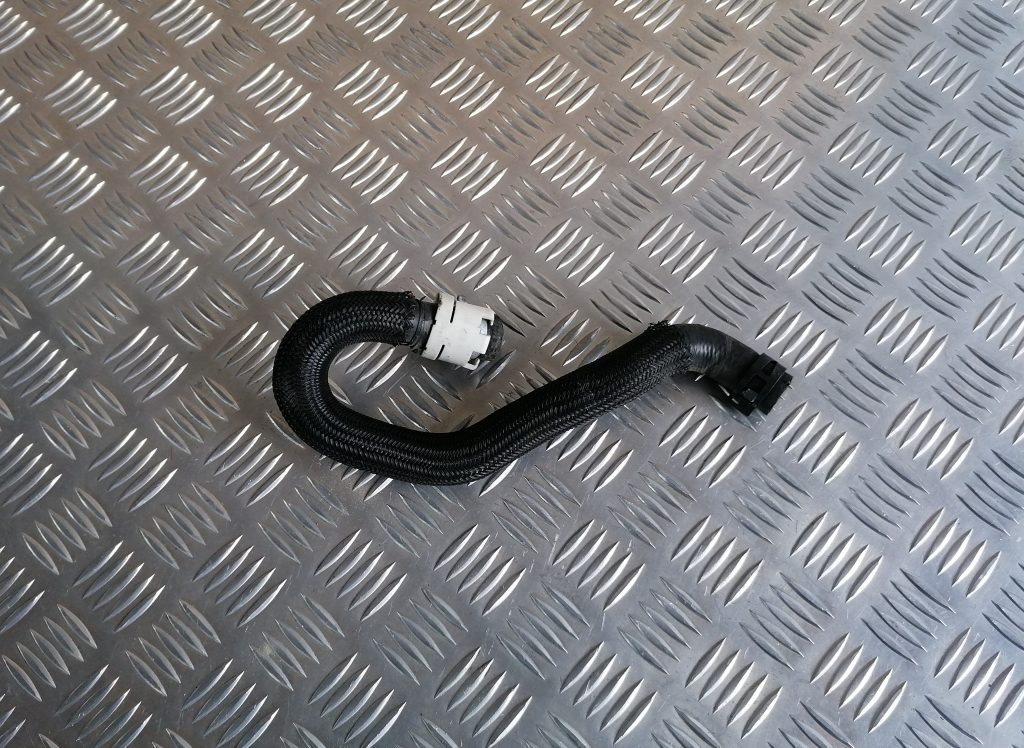 Degvielas caurule priekš LEXUS IS250 2007 2 Degvielas caurule priekš LEXUS IS250 2007