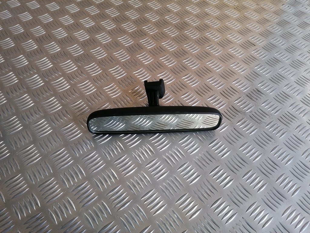 Salona atpakaļskata spogulis priekš LEXUS IS250 2007 1 Salona atpakaļskata spogulis priekš LEXUS IS250 2007