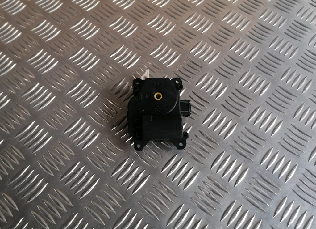 Apsildes sistēmas aktuators priekš LEXUS IS250 2007