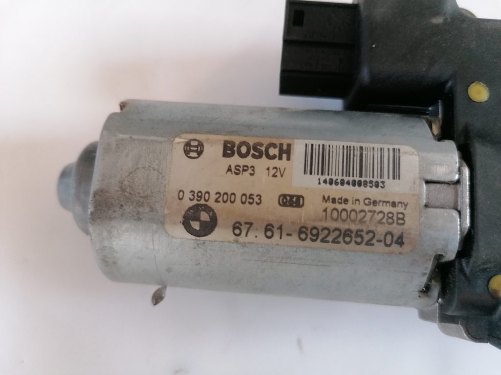 Lūka motors priekš BMW 530D E61 2006 TOURING BLUE 3 Lūka motors priekš BMW 530D E61 2006 TOURING BLUE