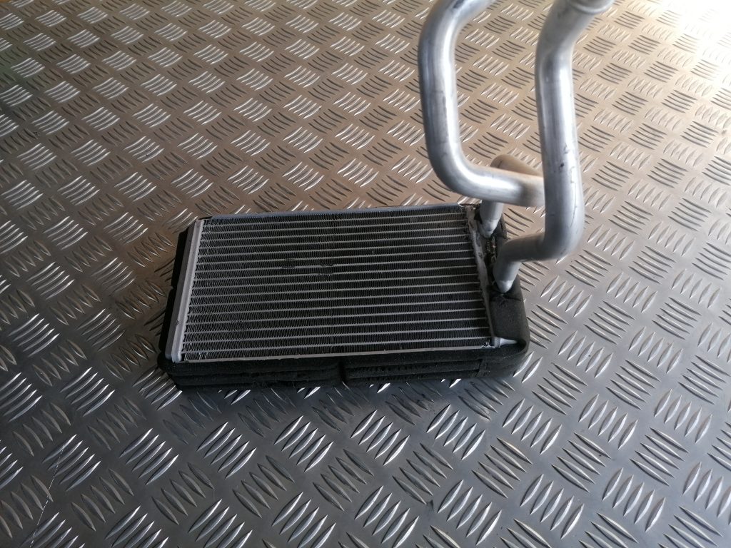 Apsildes sistēmas radiators priekš NISSAN PATHFINDER 2006