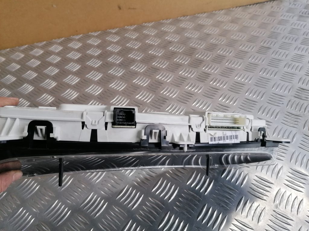 Spidometrs priekš NISSAN PATHFINDER 2006 5 Spidometrs priekš NISSAN PATHFINDER 2006