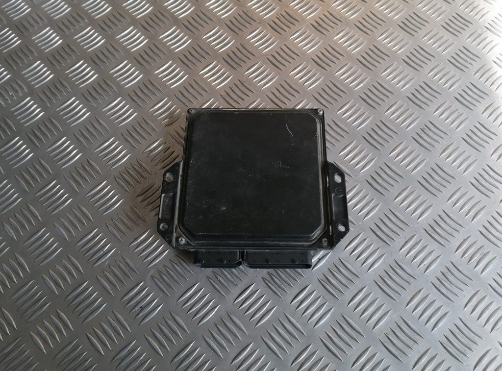 Dzinēja vadības bloks priekš NISSAN PATHFINDER 2006 2 Dzinēja vadības bloks priekš NISSAN PATHFINDER 2006