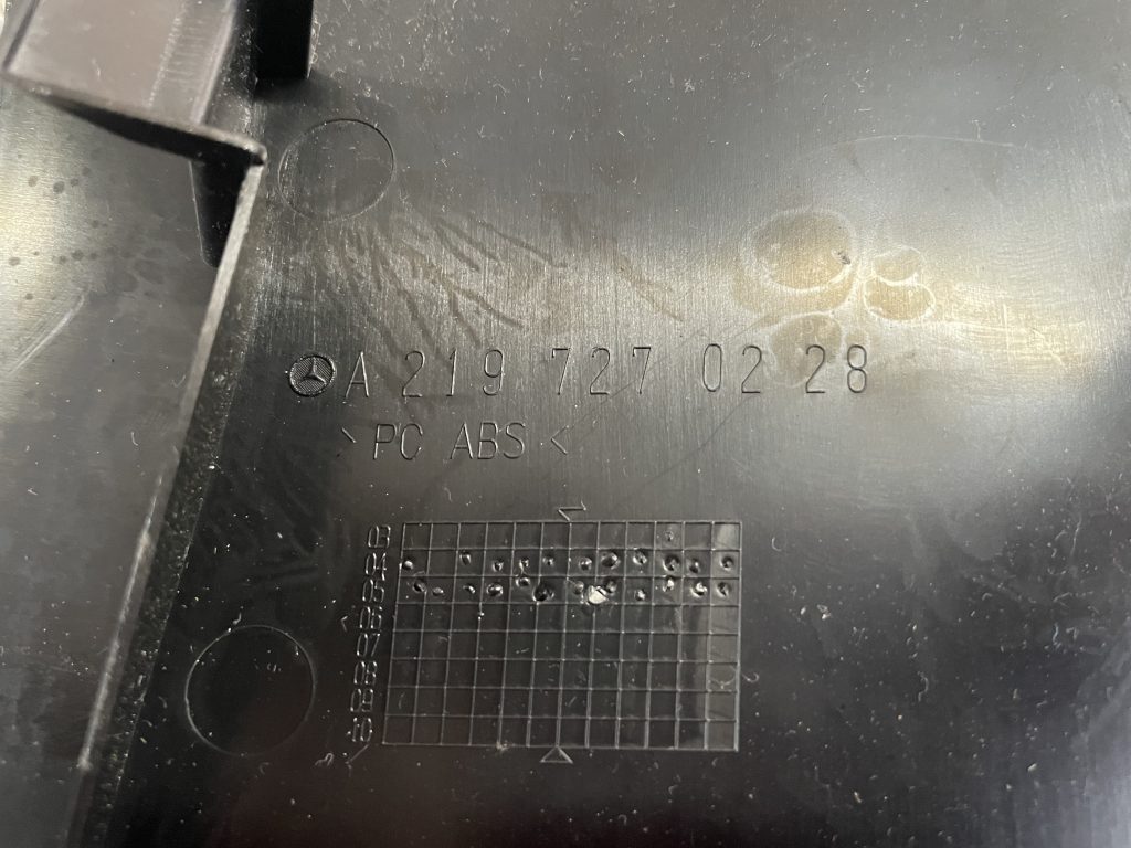 Durvju iekšēja plastmasa priekš MERCEDES BENZ CLS 320 2005