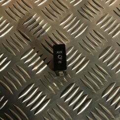 USB/AUX adapteris priekš BMW 1 E87 2009 WHITE