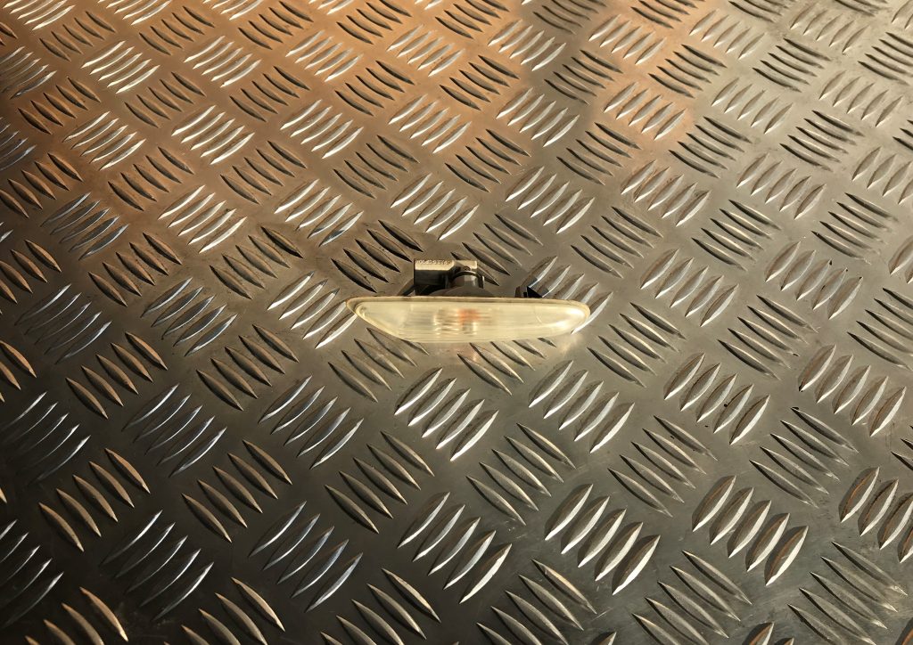 Pagrieziena signala lukturis priekš BMW 1 E87 2009 WHITE 1 Pagrieziena signala lukturis priekš BMW 1 E87 2009 WHITE