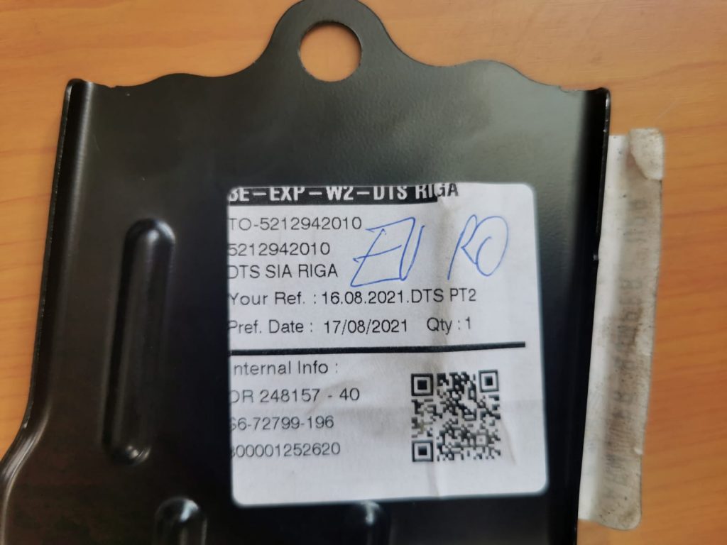 Priekšēja bufera kronšteins priekš Toyota 2006-2012 5212942010 6 Priekšēja bufera kronšteins priekš Toyota 2006-2012 5212942010