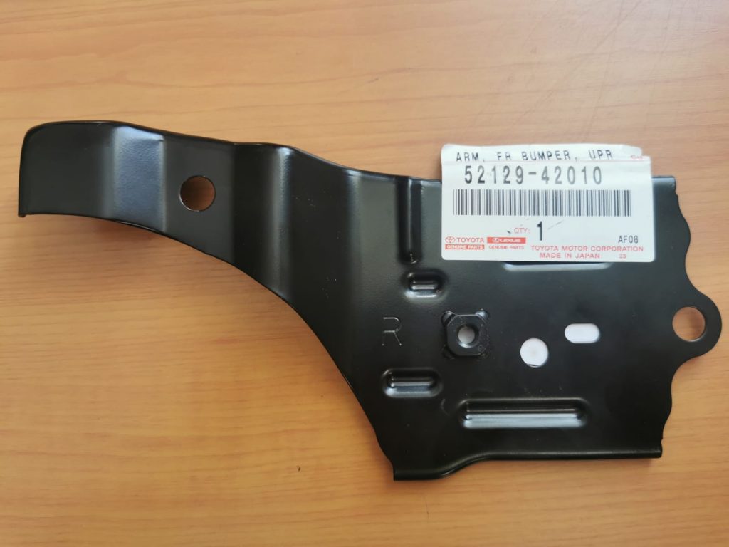 Priekšēja bufera kronšteins priekš Toyota 2006-2012 5212942010 2 Priekšēja bufera kronšteins priekš Toyota 2006-2012 5212942010