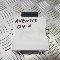 Vējstikla tīrīšanas mehānisma releja priekš TOYOTA AVENSIS 2004