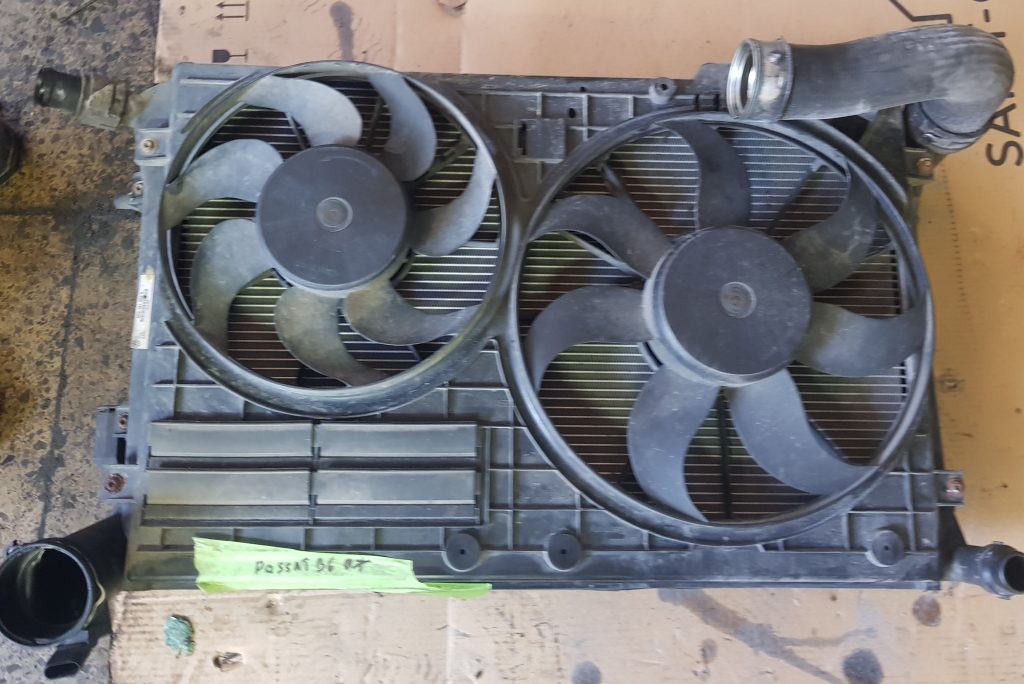 Radiatoru komplekts priekš VW PASSAT 2007 UNIVERSAL SILVER 5 Radiatoru komplekts priekš VW PASSAT 2007 UNIVERSAL SILVER