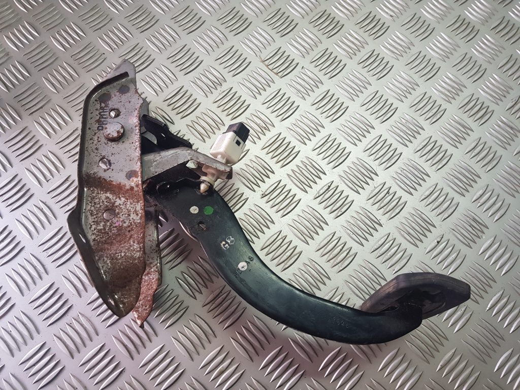 Bremžu pedālis priekš HONDA ACCORD 2007 YR565P 2 Bremžu pedālis priekš HONDA ACCORD 2007 YR565P