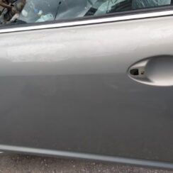 Priekšējās kreisās durvis priekš TOYOTA AVENSIS 2004