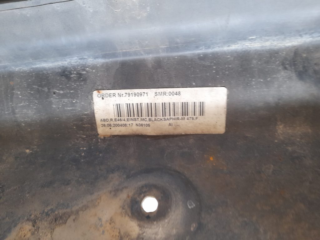 Ārēja sliekšņa laba uzlika priekš BMW 320D E46 2004 TOURING 3 Ārēja sliekšņa laba uzlika priekš BMW 320D E46 2004 TOURING