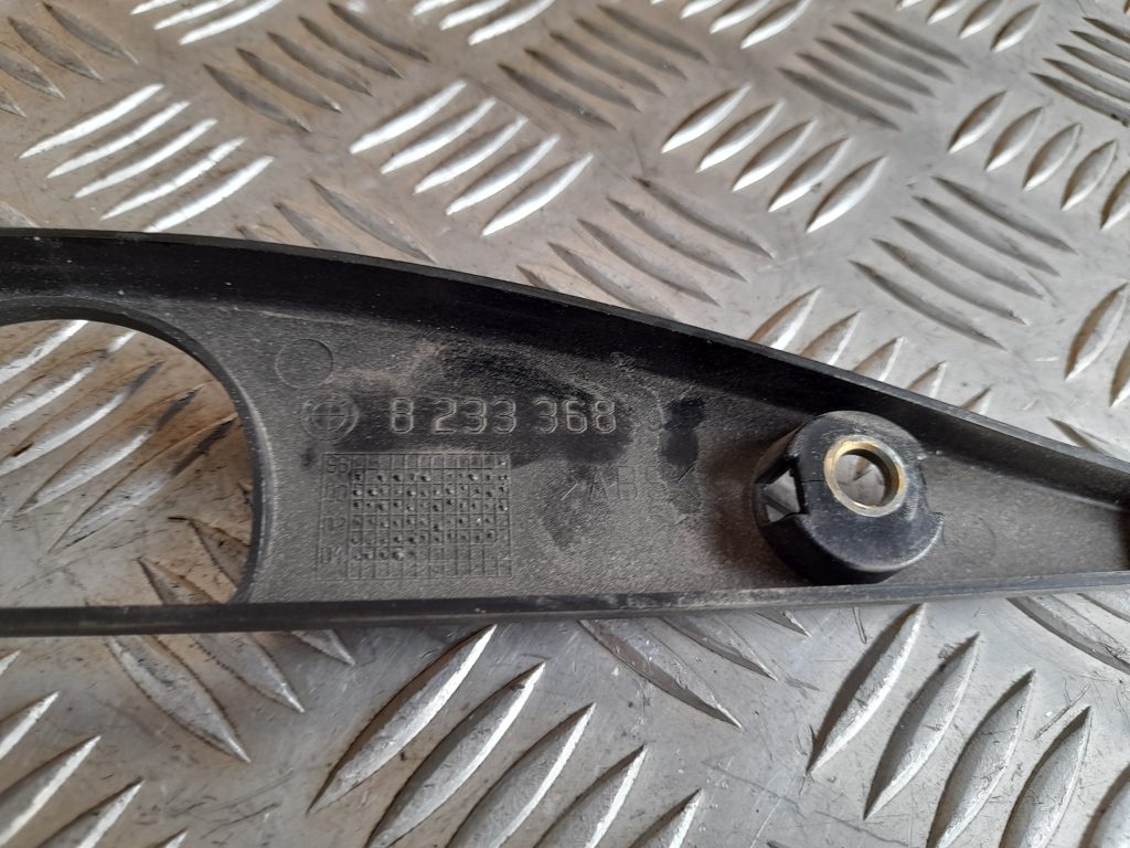 Bagāžnieka vāka apdare priekš BMW 320D E46 2004 TOURING