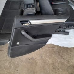 Aizmugurējo labo durvju apdare priekš BMW 320D E46 2004 TOURING