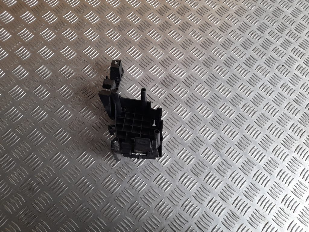 Bagāžnieka nodalījuma plastmasa priekš BMW 320D E46 2004 TOURING 1 Bagāžnieka nodalījuma plastmasa priekš BMW 320D E46 2004 TOURING