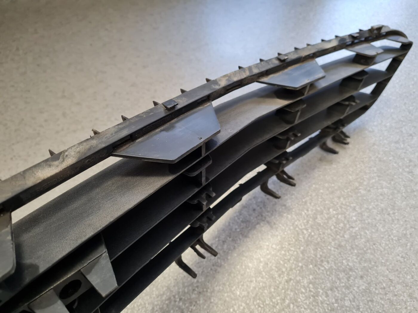 Bufera reste priekš OPEL ASTRA H 2006