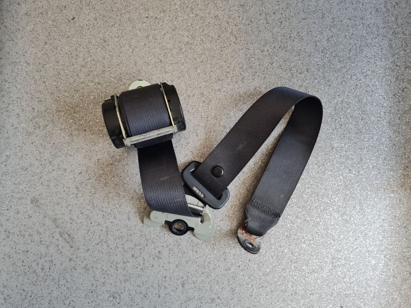 Priekšējā labā drošības josta priekš CITROEN C-CROSSER 2009