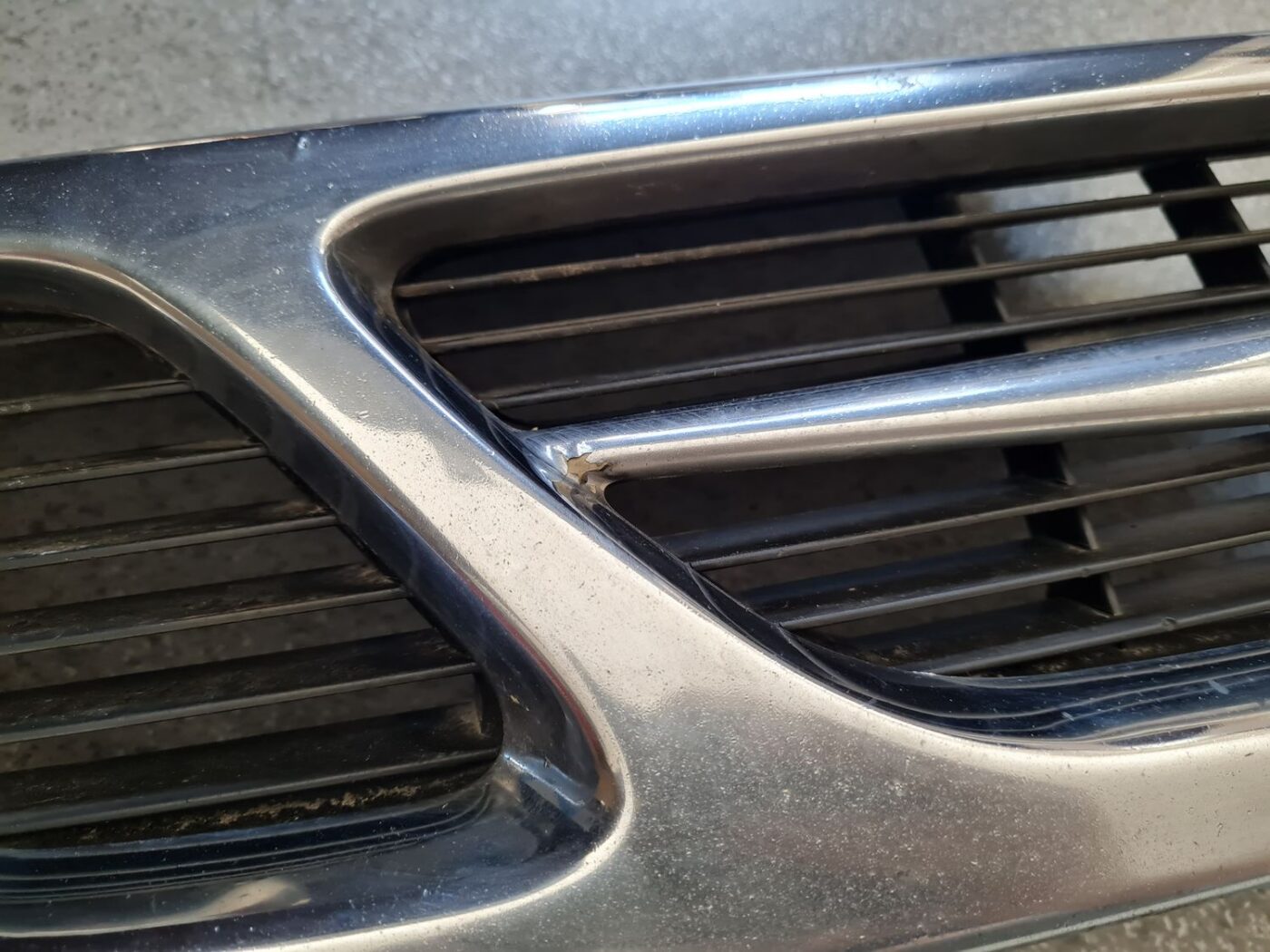 Pārsega reste priekš SAAB 9-5 1999 9 Pārsega reste priekš SAAB 9-5 1999