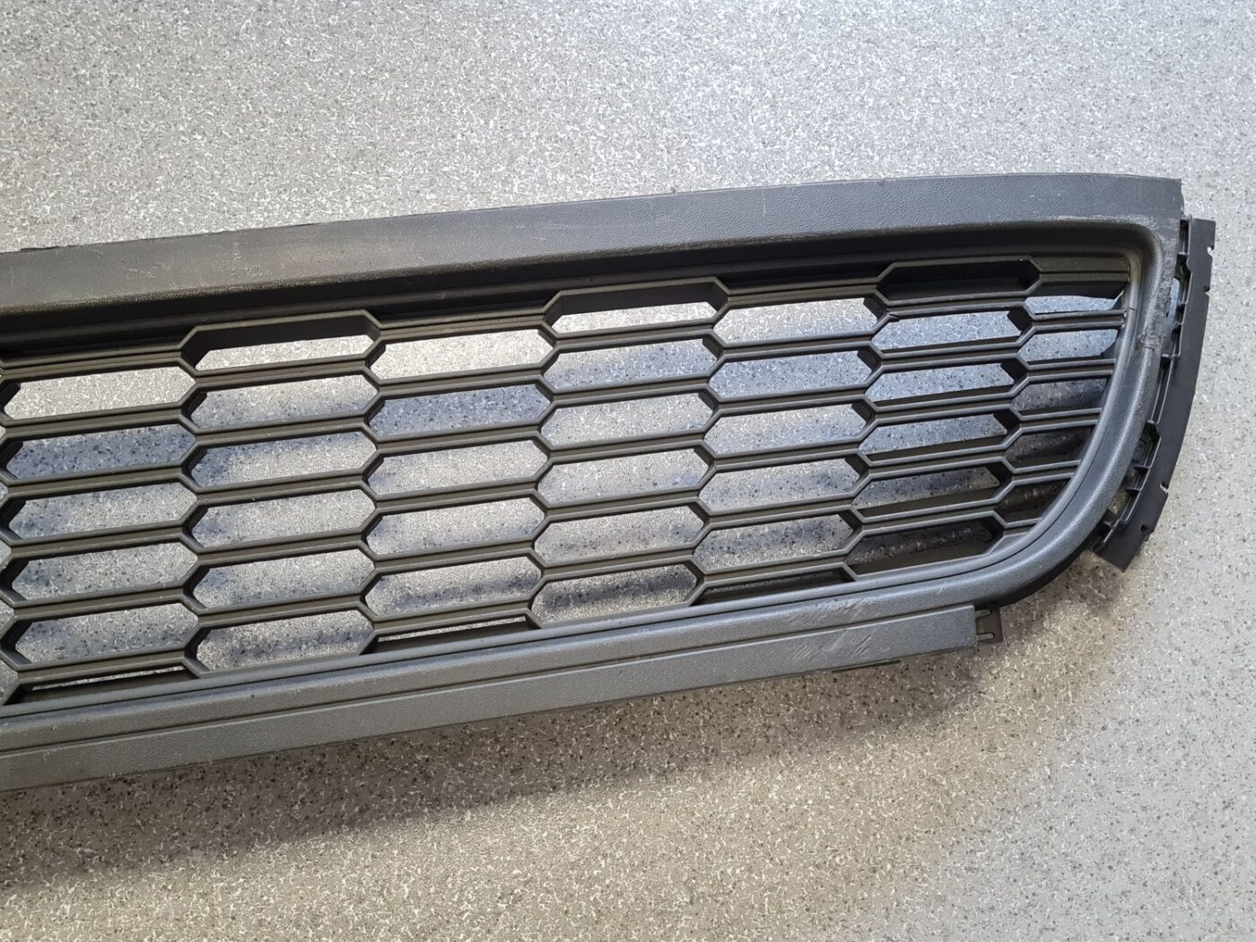 Bufera reste priekš VW POLO 2011 8 Bufera reste priekš VW POLO 2011