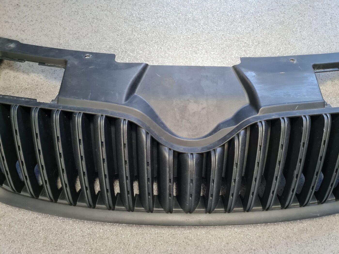 Bufera reste priekš ŠKODA FABIA 2008 11 Bufera reste priekš ŠKODA FABIA 2008