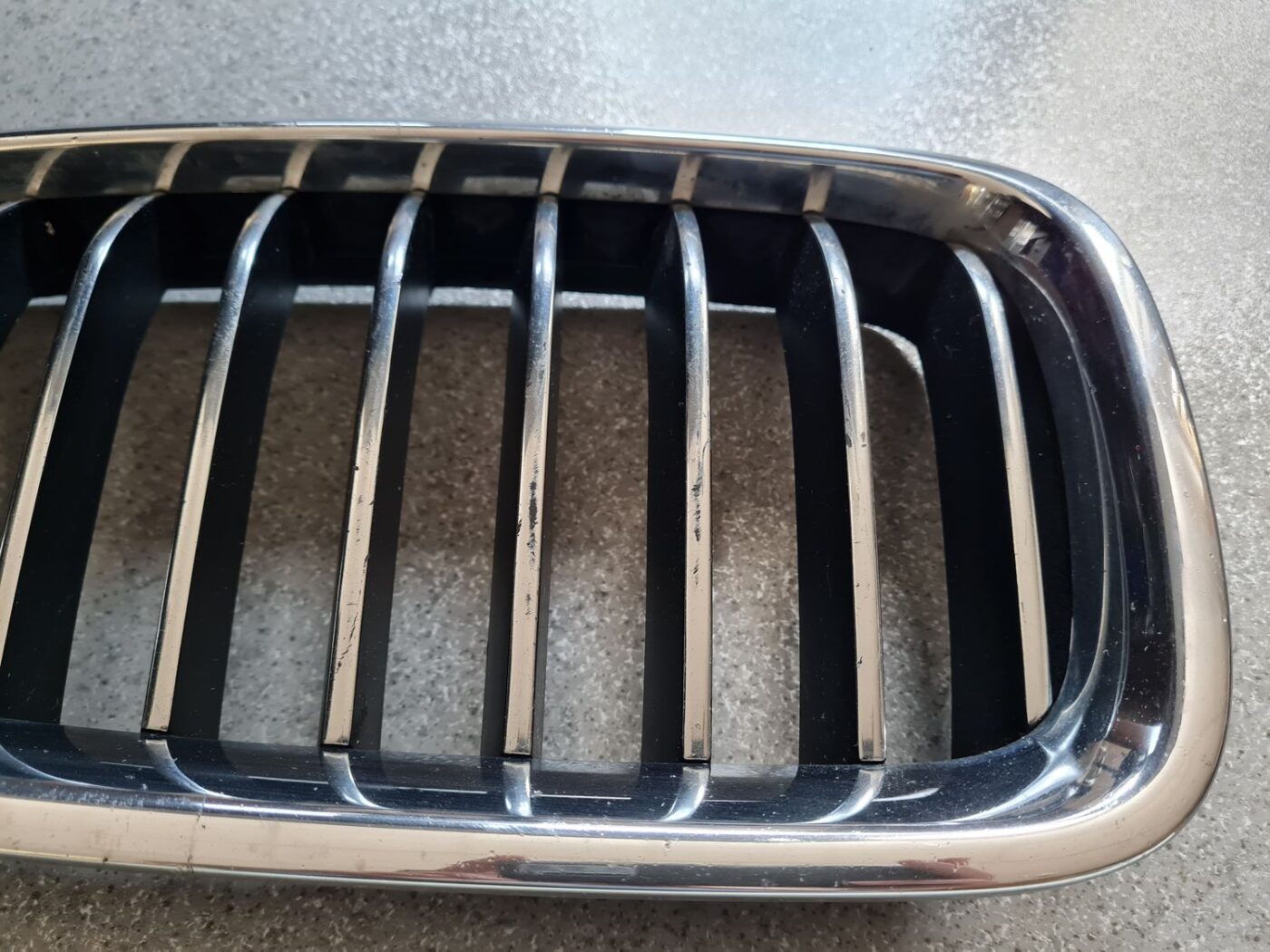 Bufera reste priekš BMW 520D F11 2011 TOURING