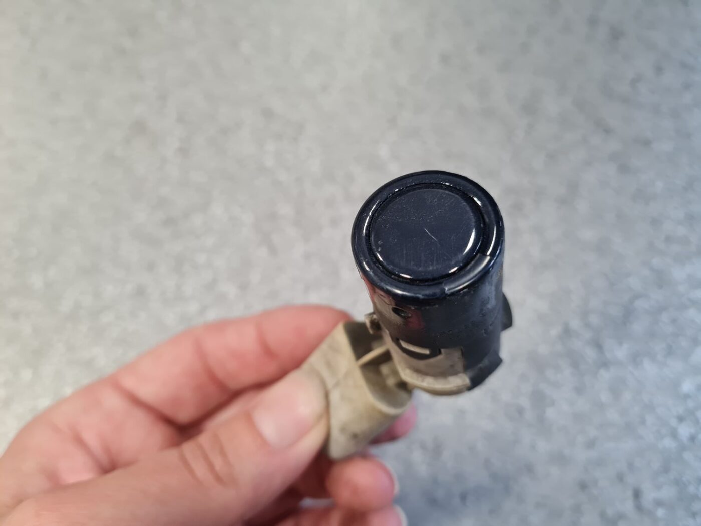 Parkošanās devējs priekš AUDI A4 2005 2 Parkošanās devējs priekš AUDI A4 2005