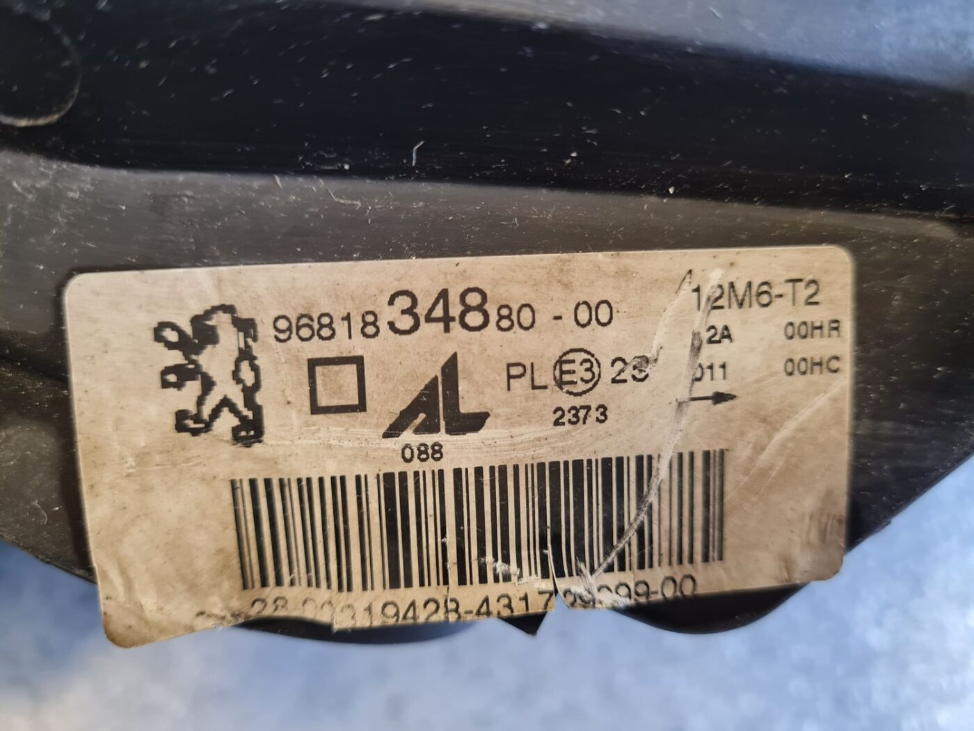 Priekšējais kreisais lukturis priekš PEUGEOT 307 2007 10 Priekšējais kreisais lukturis priekš PEUGEOT 307 2007