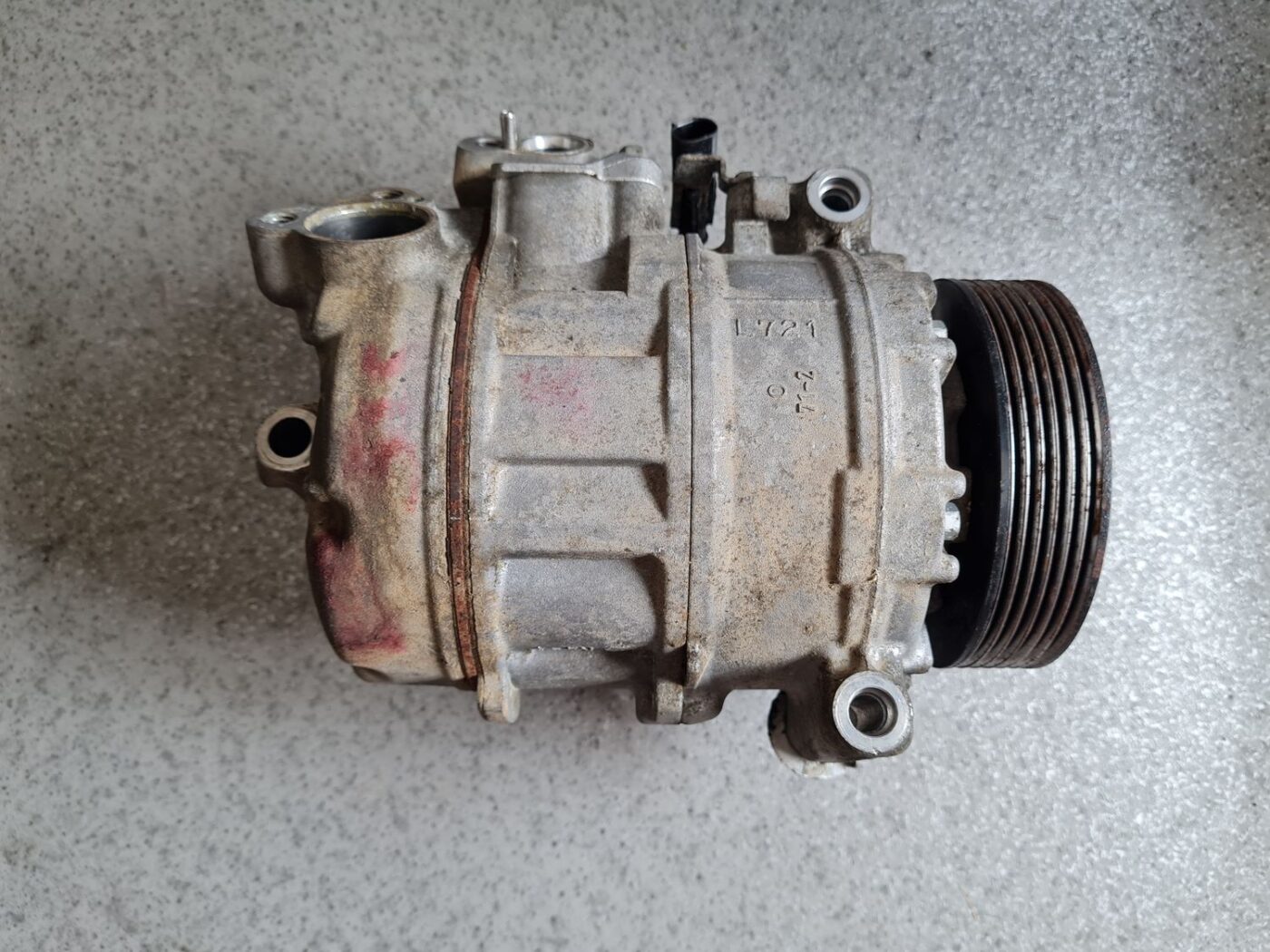 Gaisa kondicioniera kompresors priekš BMW 525 E60 2006 OLIVE 6 Gaisa kondicioniera kompresors priekš BMW 525 E60 2006 OLIVE