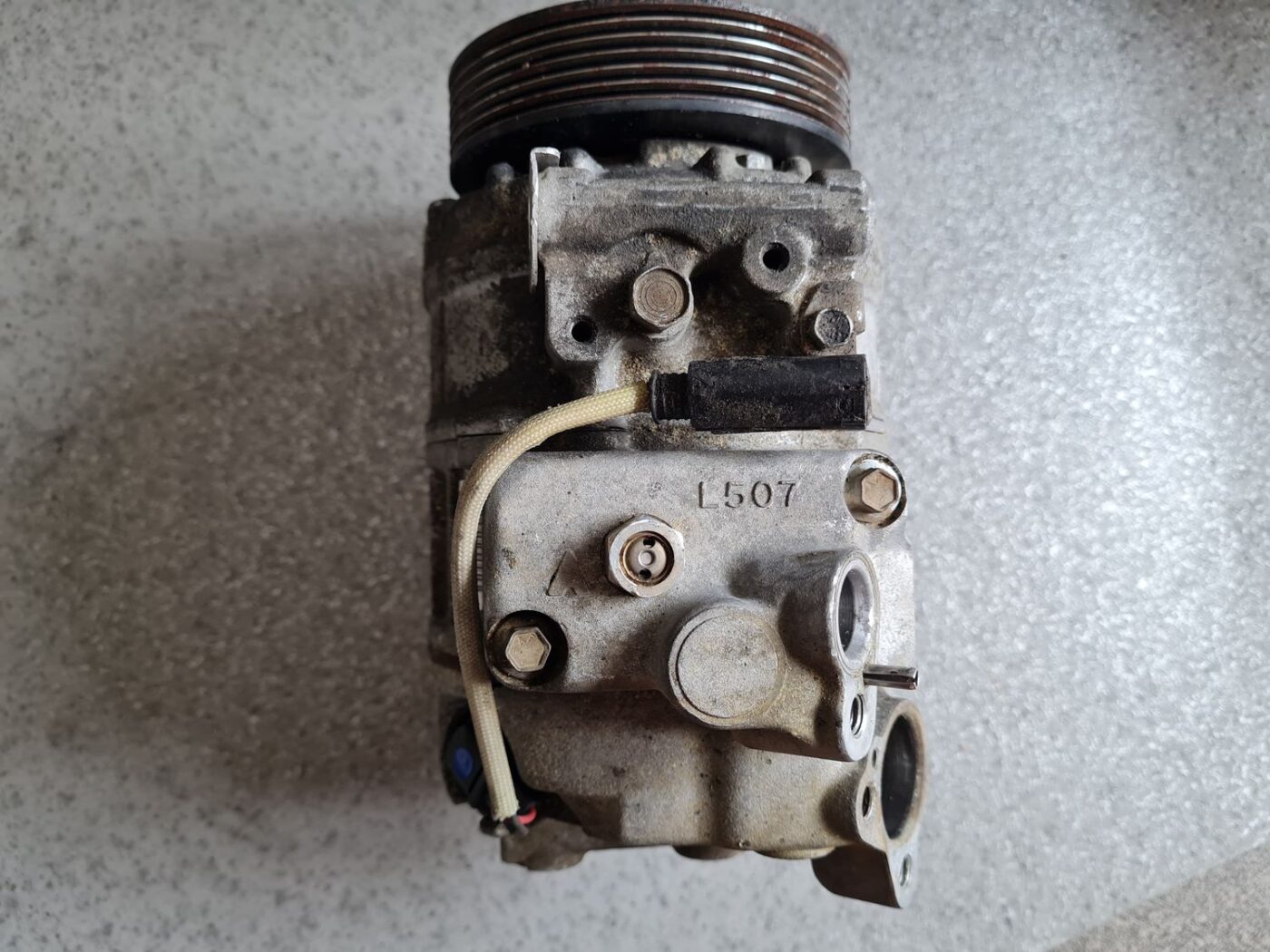 Gaisa kondicioniera kompresors priekš BMW 525 E60 2006 OLIVE 3 Gaisa kondicioniera kompresors priekš BMW 525 E60 2006 OLIVE