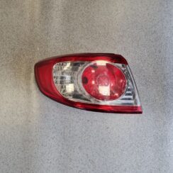Aizmugurējais kreisais lukturis priekš Hyundai Santa Fe  2006-2012 924012B5