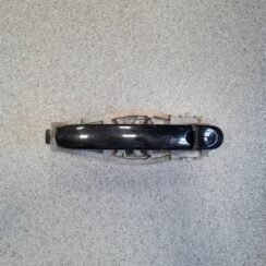 Aizmugurējais kreisais durvju rokturis priekš VW TOURAN 2005