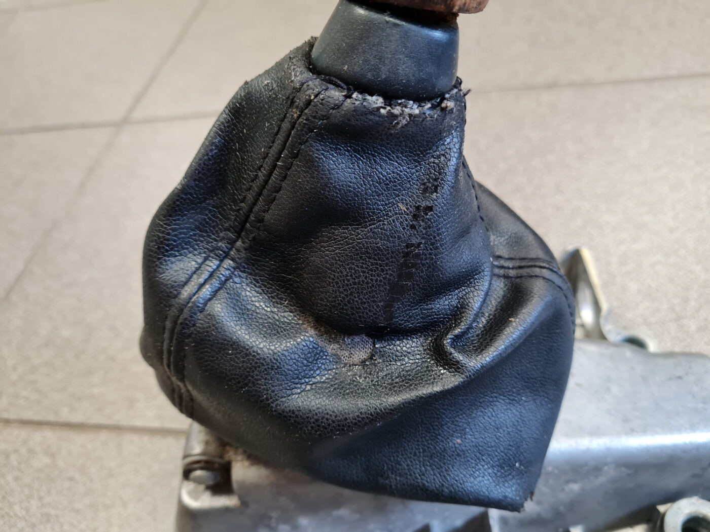 Ātrumu pārslēgšanas slēdzis priekš VOLVO 850 1995 9 Ātrumu pārslēgšanas slēdzis priekš VOLVO 850 1995