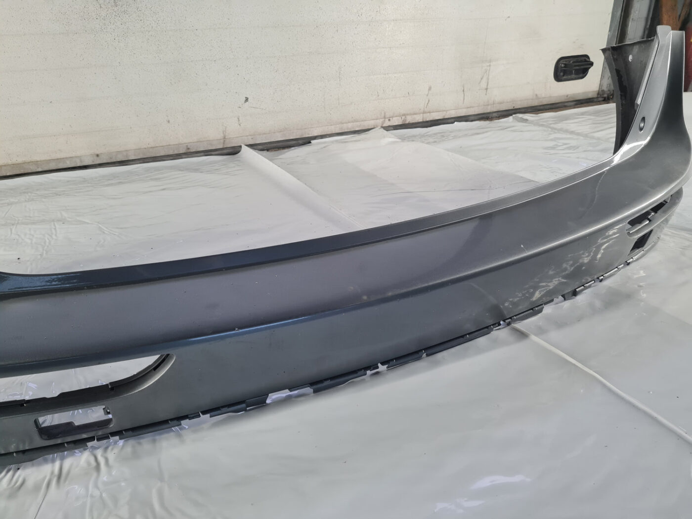 Aizmugures buferis priekš Audi Q5 2008-2017 8R0807511 25 Aizmugures buferis priekš Audi Q5 2008-2017 8R0807511