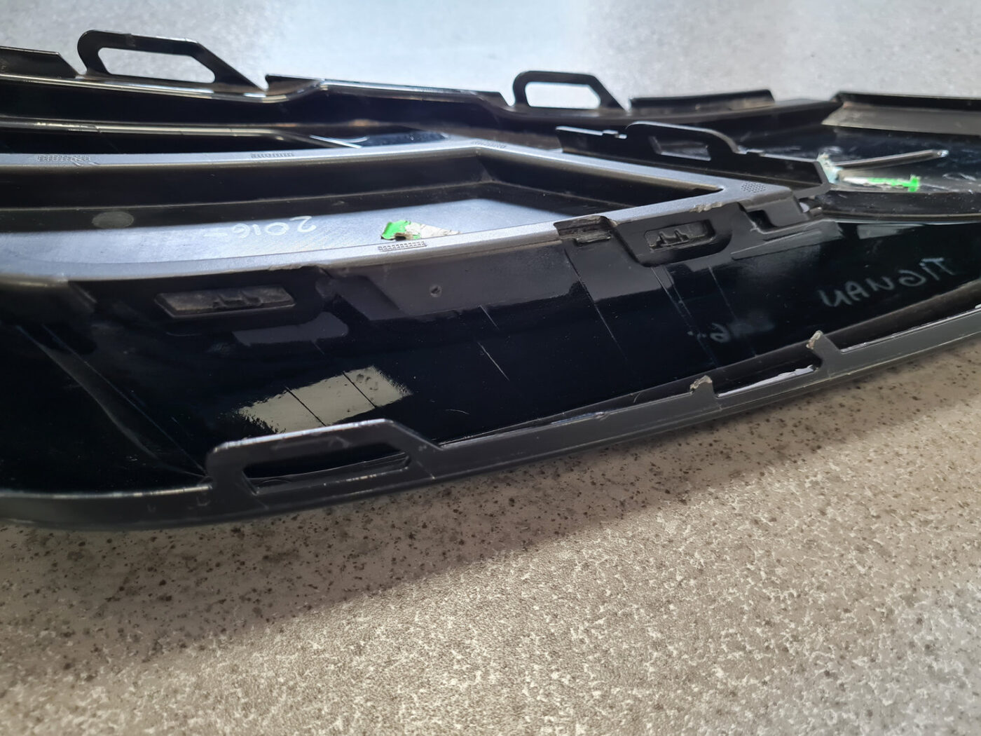 Bufera reste priekš VW Tiguan 2016- 5NA853666D 8 Bufera reste priekš VW Tiguan 2016- 5NA853666D