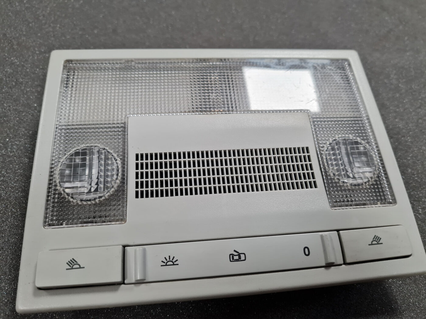 Salona apgaismojuma panelis priekš VW POLO 2008