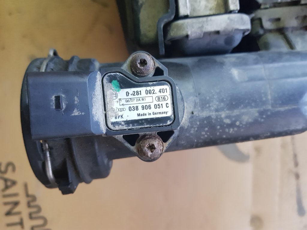 Radiatoru komplekts priekš VW PASSAT 2007 UNIVERSAL SILVER 3 Radiatoru komplekts priekš VW PASSAT 2007 UNIVERSAL SILVER