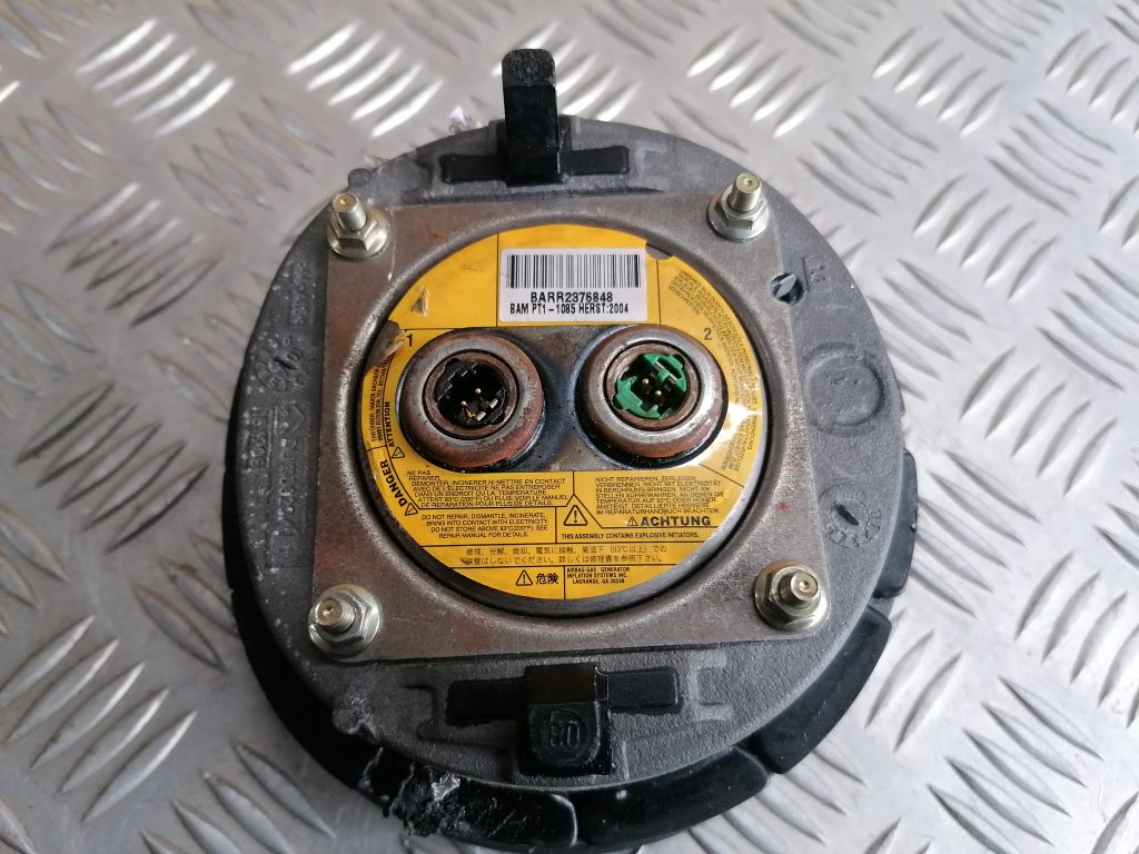 Stūres drošības spilvens priekš BMW 320D E46 2004 TOURING 3 Stūres drošības spilvens priekš BMW 320D E46 2004 TOURING