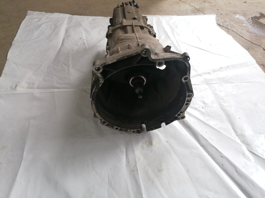 Mehāniska pārnesumkārba priekš BMW 320D E46 2004 TOURING