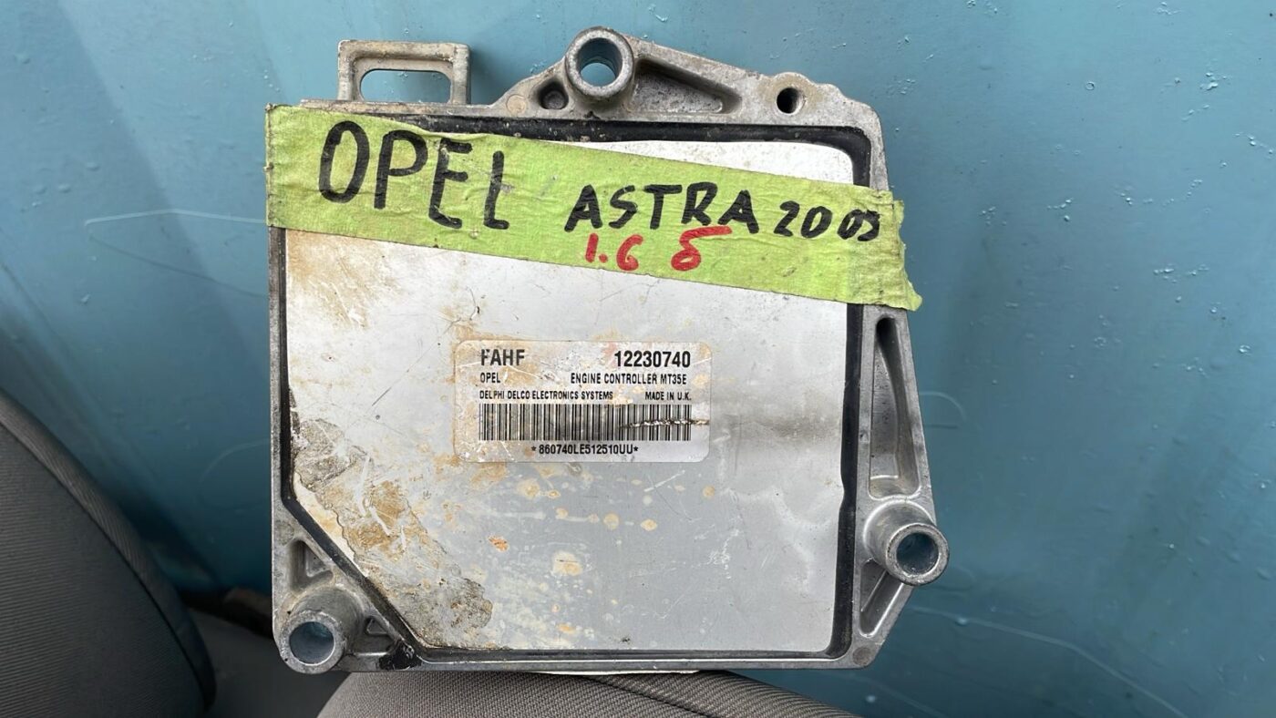 Dzinēja vadības bloks priekš OPEL ASTRA H STATION WAGON 2009 3 Dzinēja vadības bloks priekš OPEL ASTRA H STATION WAGON 2009