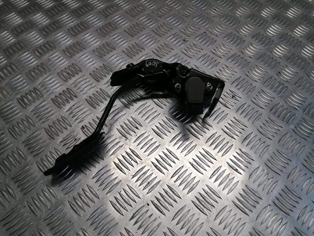 Gāzes pedālis priekš TOYOTA COROLLA VERSO 2005 1 Gāzes pedālis priekš TOYOTA COROLLA VERSO 2005