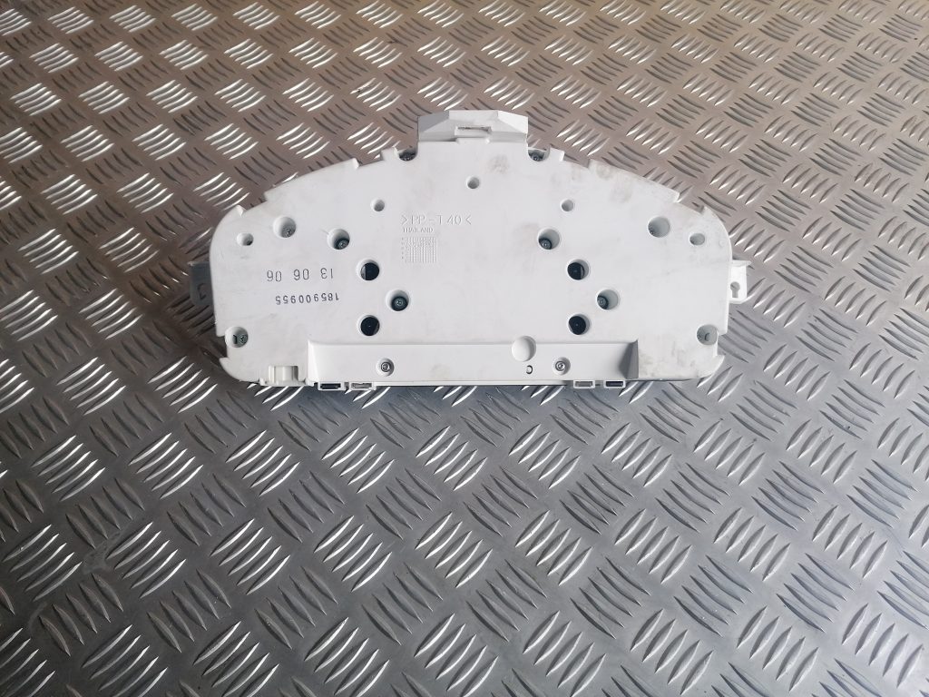 Spidometrs priekš VOLVO C30 2008 TURQUOISE