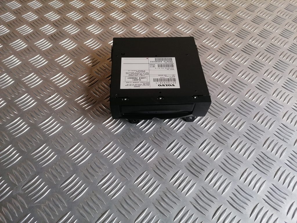 CD/DVD/Navigācijas bloks priekš VOLVO C30 2008 TURQUOISE 5 CD/DVD/Navigācijas bloks priekš VOLVO C30 2008 TURQUOISE