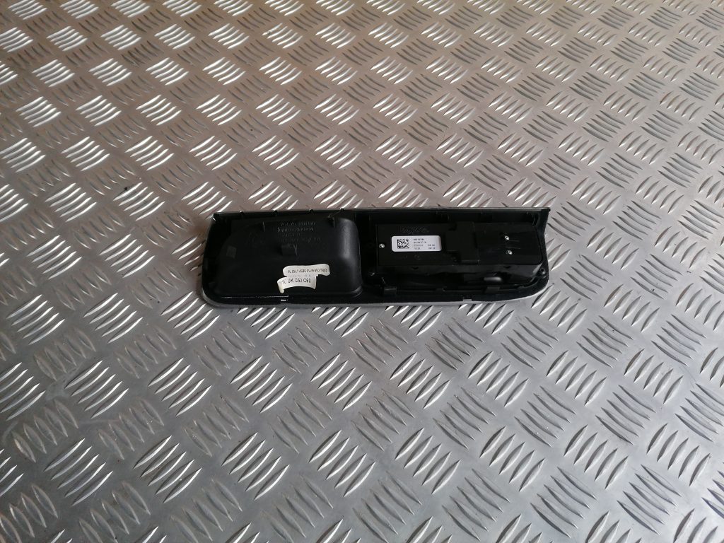 Šofera durvju slēdža pogas priekš VOLVO C30 2008 TURQUOISE