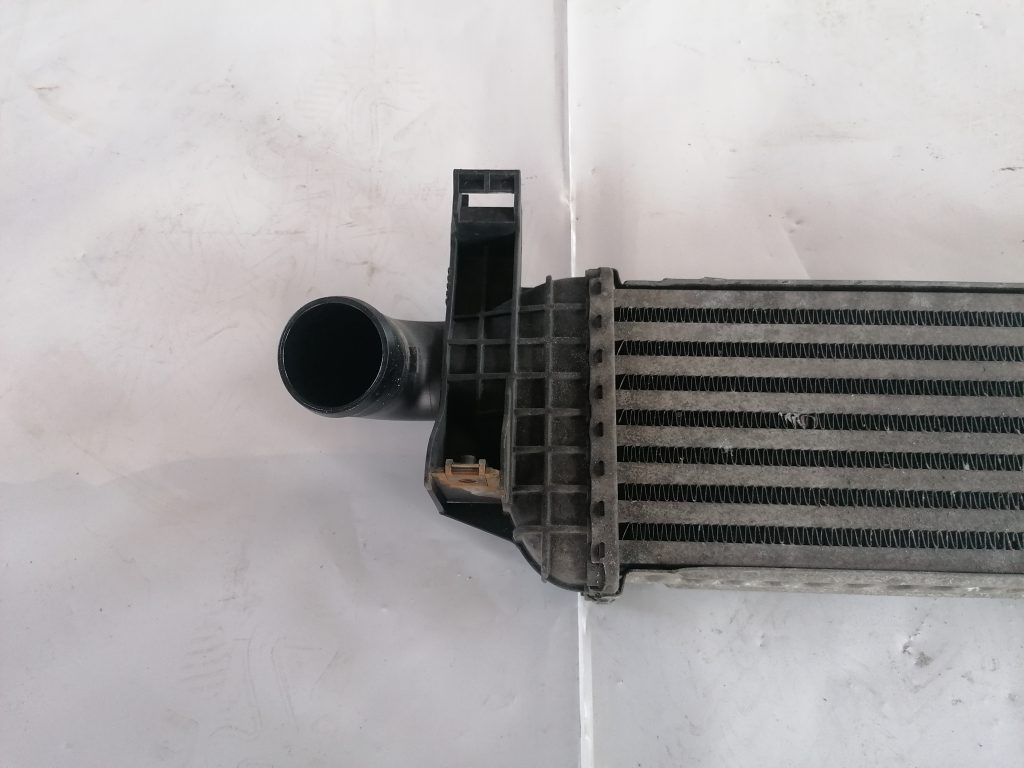 Interkūleris priekš VOLVO C30 2008 TURQUOISE 4 Interkūleris priekš VOLVO C30 2008 TURQUOISE