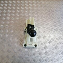 Ātrumu pārslēgšanas slēdzis priekš CITROEN C-CROSSER 2009