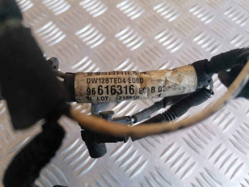 Kvēlsveču vadi priekš CITROEN C-CROSSER 2009 4 Kvēlsveču vadi priekš CITROEN C-CROSSER 2009