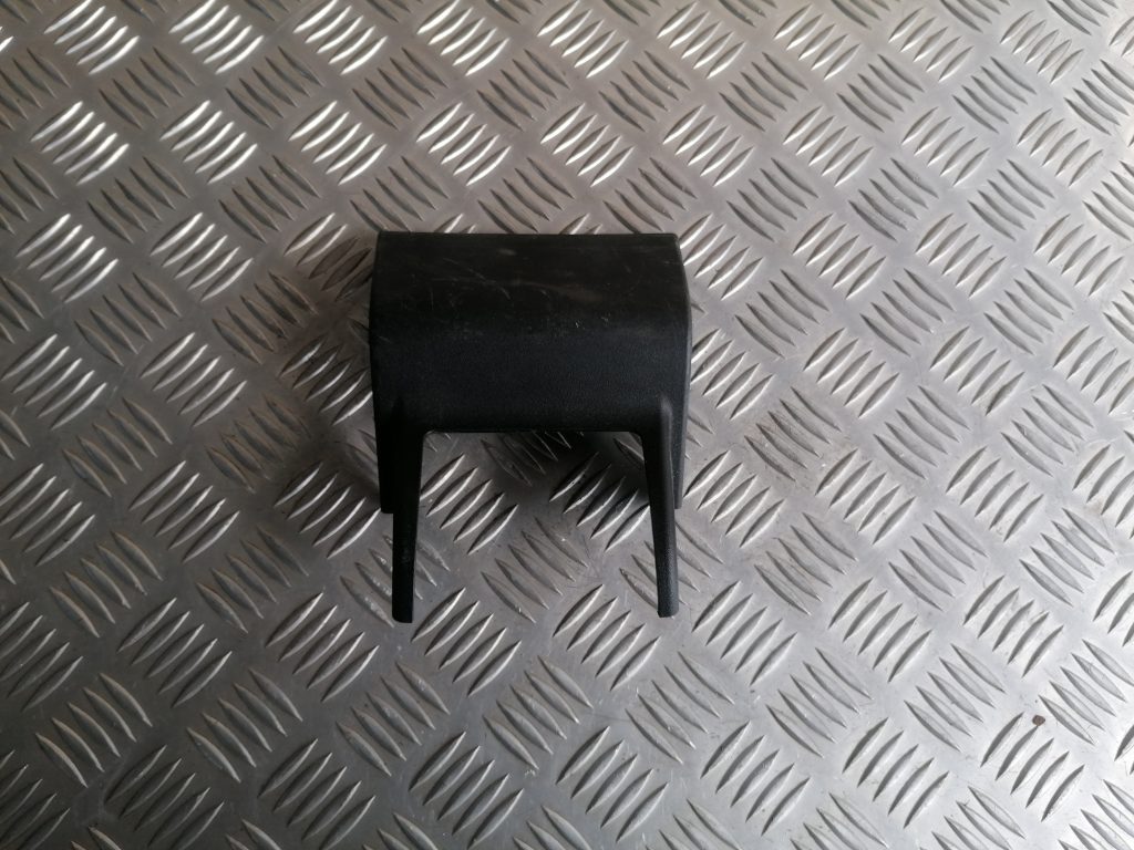 Centrālās konsoles (apdares) aizmugurēja daļa priekš CITROEN C-CROSSER 2009