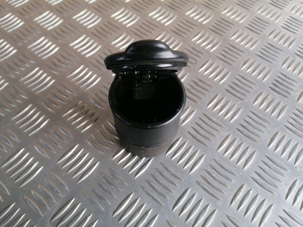 Pelnu trauks priekš CITROEN C-CROSSER 2009 4 Pelnu trauks priekš CITROEN C-CROSSER 2009