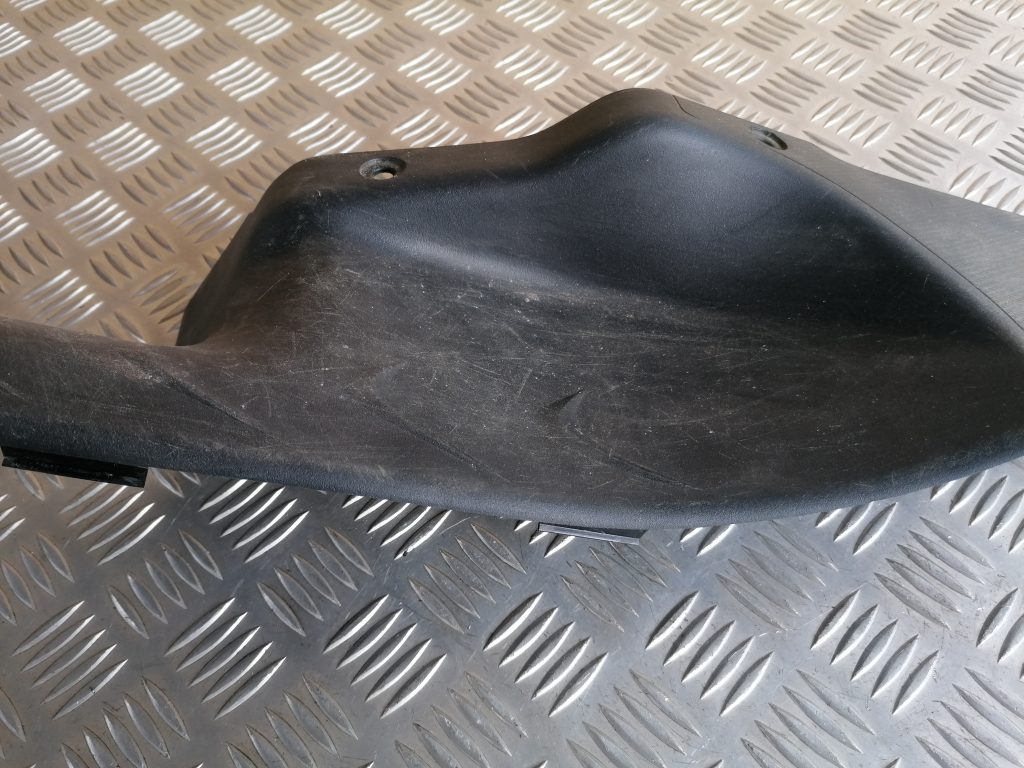 Sliekšņa aizmugurēja kreisa uzlika (salonā) priekš CITROEN C-CROSSER 2009